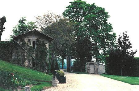 The gatehouse and gate at Chteau de Vollore