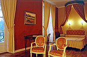 Renoir Guest Room